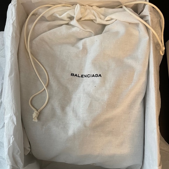 Balenciaga Shoes - Picture 4 of 12